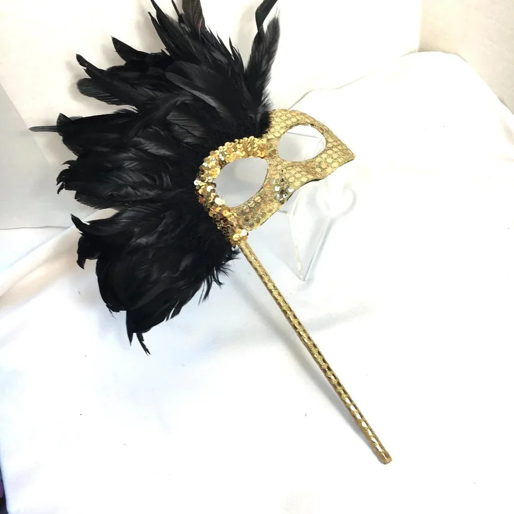 VENETIAN Harlequin Gold Sequin Mask w Blk Feathers w/ Handle NWOT NOS